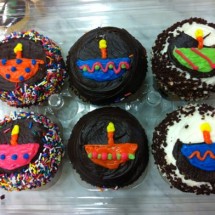 Diwali Cupcakes 1